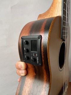 (Category: ) located in . Submitted by Uke-Warehouse (Listing ID 1223179926, Image 1). Description: .