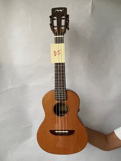 (Category: ) located in . Submitted by Uke-Warehouse (Listing ID 1223185761, Image 1). Description: .