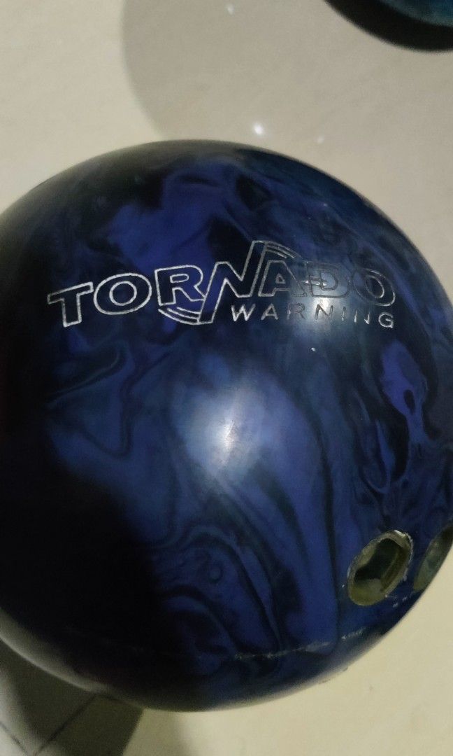 15++ LBS EBONITE TORNADO WARNING BOWLING BALL, Sports Equipment, Sports