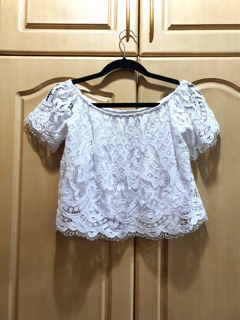 Express lace crop top sale