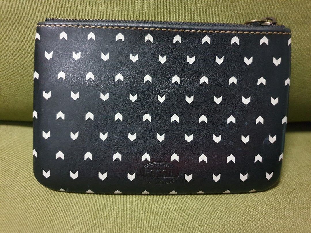 Fossil clutch/wallet, Women's Fashion, Bags & Wallets, Clutches on