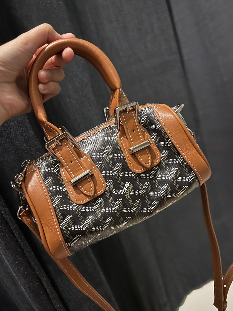 Goyard small shop sling bag