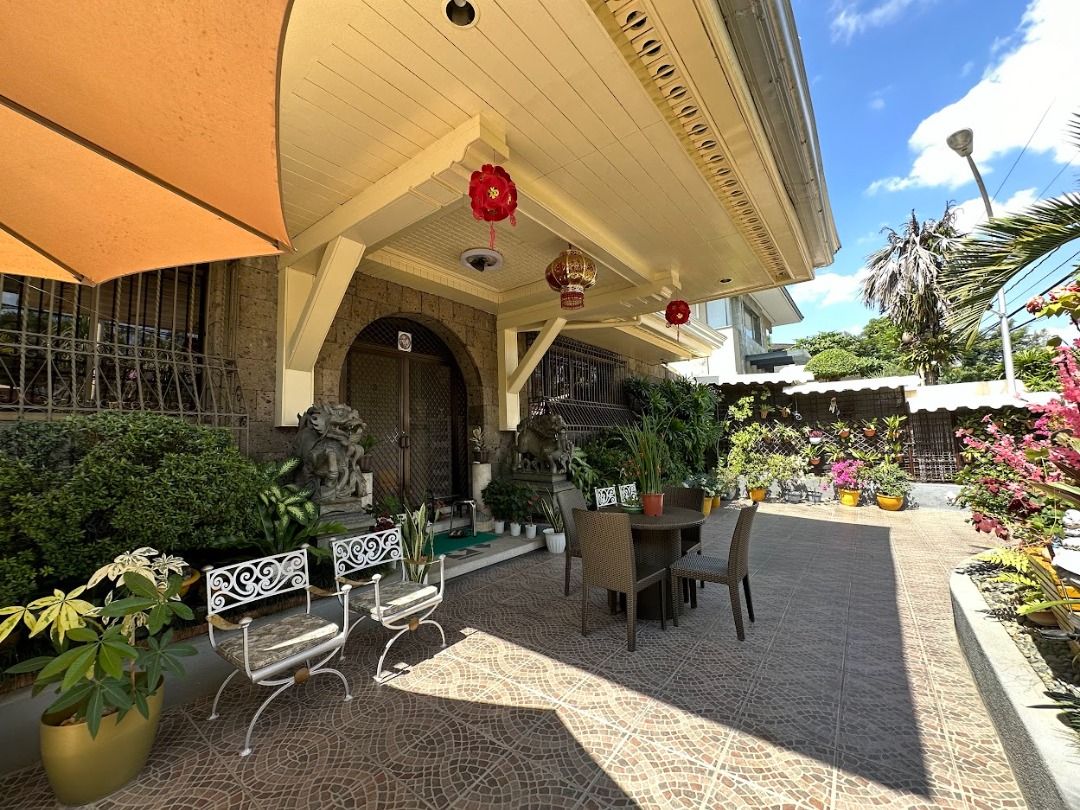 GREENMEADOWS QC Old House and Lot priced as lot only DIRECT BUYER ONLY