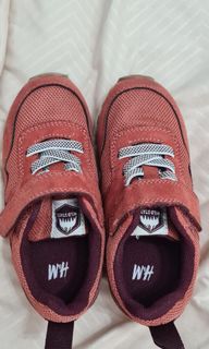 (Category: ) located in . Submitted by j.jpreloved (Listing ID 1223174226, Image 1). Description: .