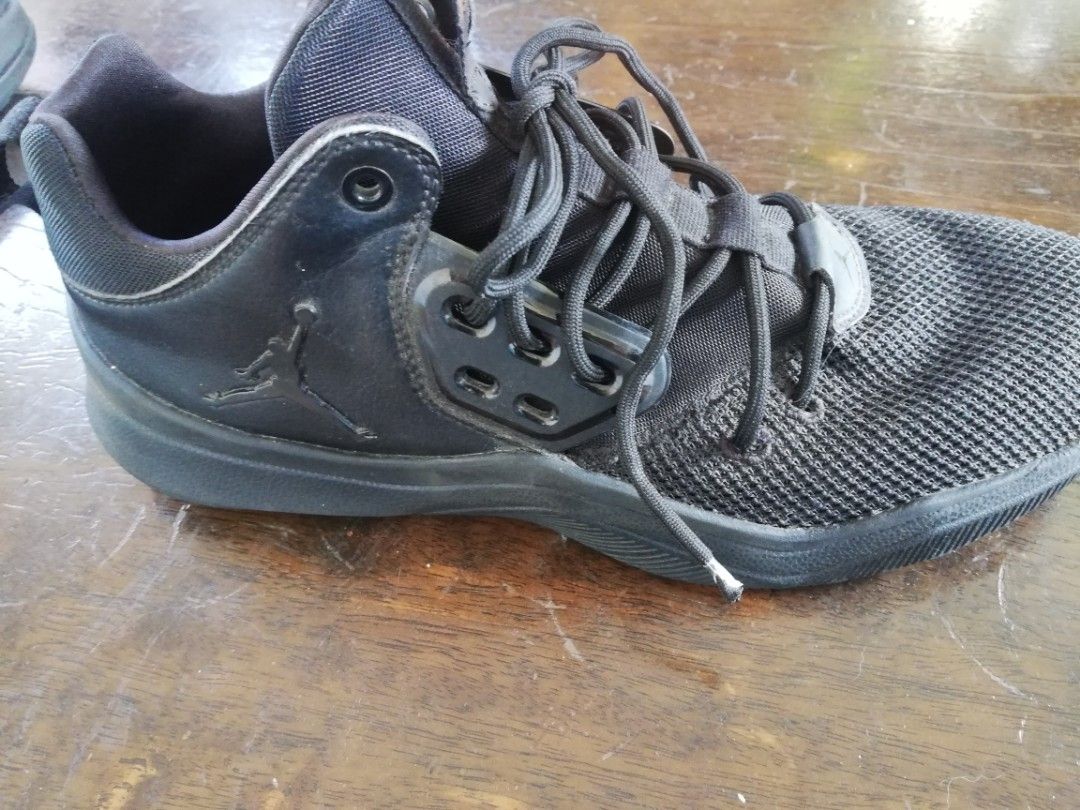 Jordan dna black black hotsell