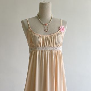 (Category: ) located in . Submitted by violettewears (Listing ID 1223099988, Image 1). Description: .