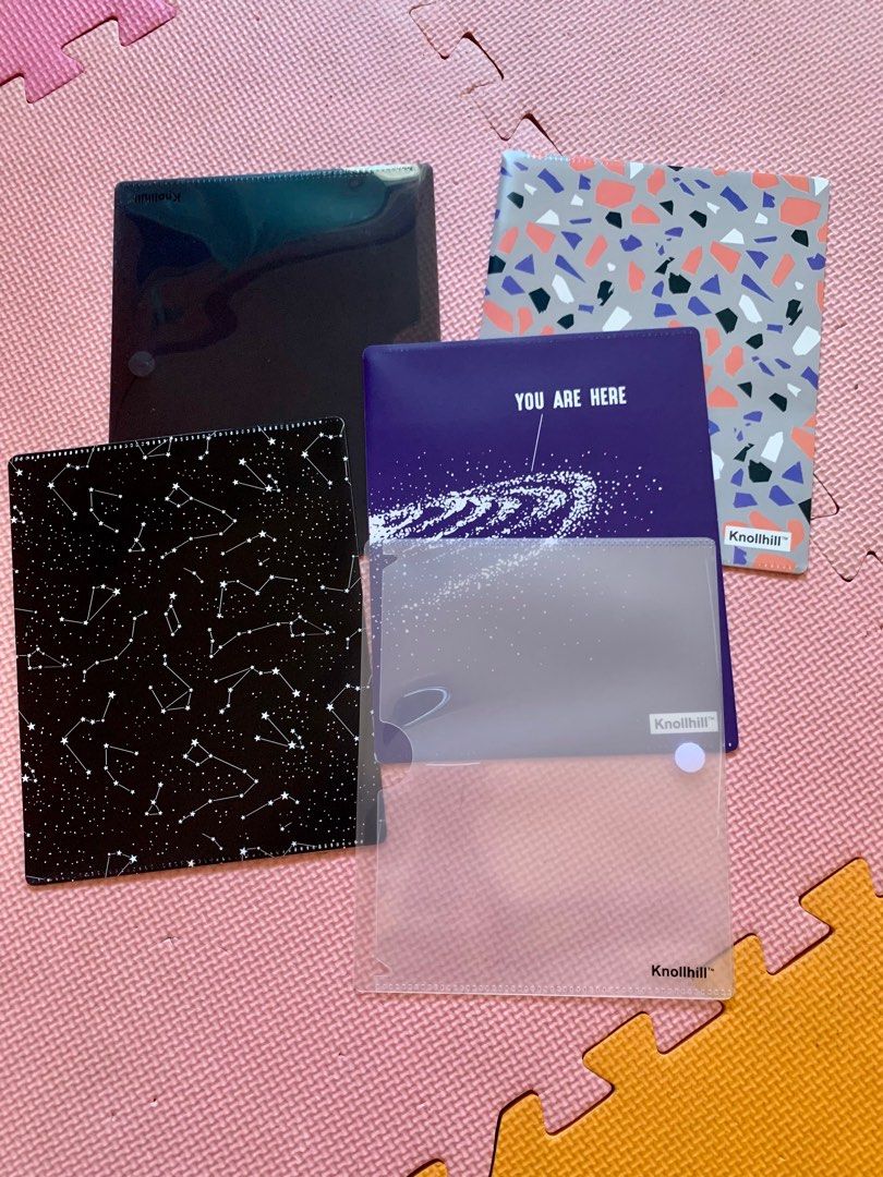 Knollhill Face Mask holder (Category: Face Masks & Face Shields) located in Binan City. Submitted by de.clutterbyM (Listing ID 1223043369, Image 2). Description: Pack of 5 Face Mask holder Material: 100% Polypropylene - can also be used to keep your important documents safe. ☑️Shopee checkout.