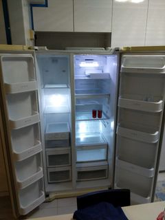 (Category: ) located in . Submitted by escyb (Listing ID 1223120638, Image 1). Description: .