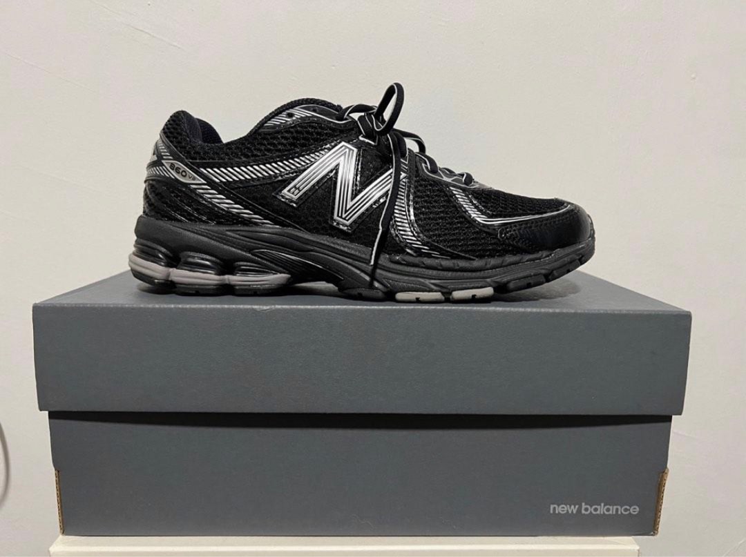 New Balance 860v2, Men's Fashion, Footwear, Sneakers on Carousell