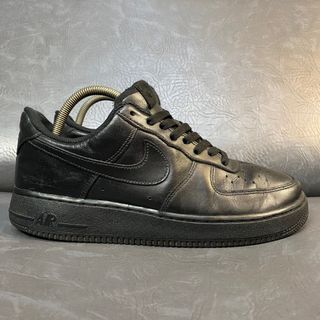Nike Air Force 1 (sz42) Triple Black Sepatu Second Original