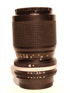 Nikon 35-105mm f/3.5-4.5 Ai-S