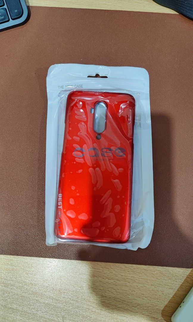 Oneplus 8 pro (Category: Cases & Sleeves) located in Makati City. Submitted by kobewobee (Listing ID 1223159094, Image 1). Description: .
