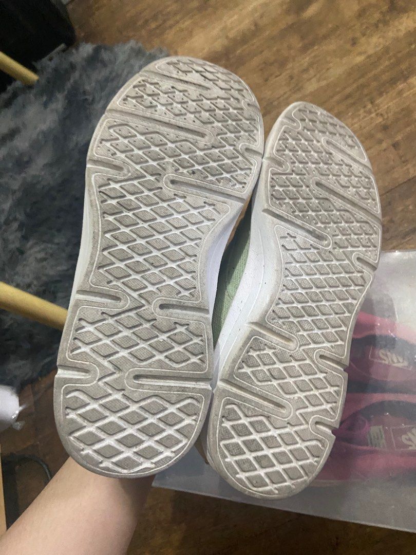 Vans running on sale shoes iso