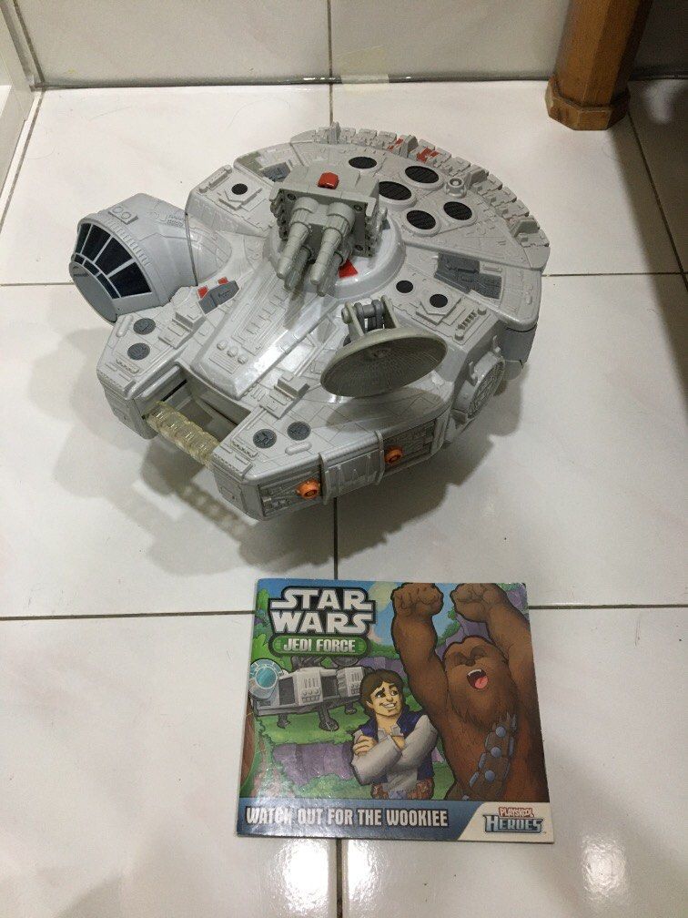 Millenium clearance falcon 2011