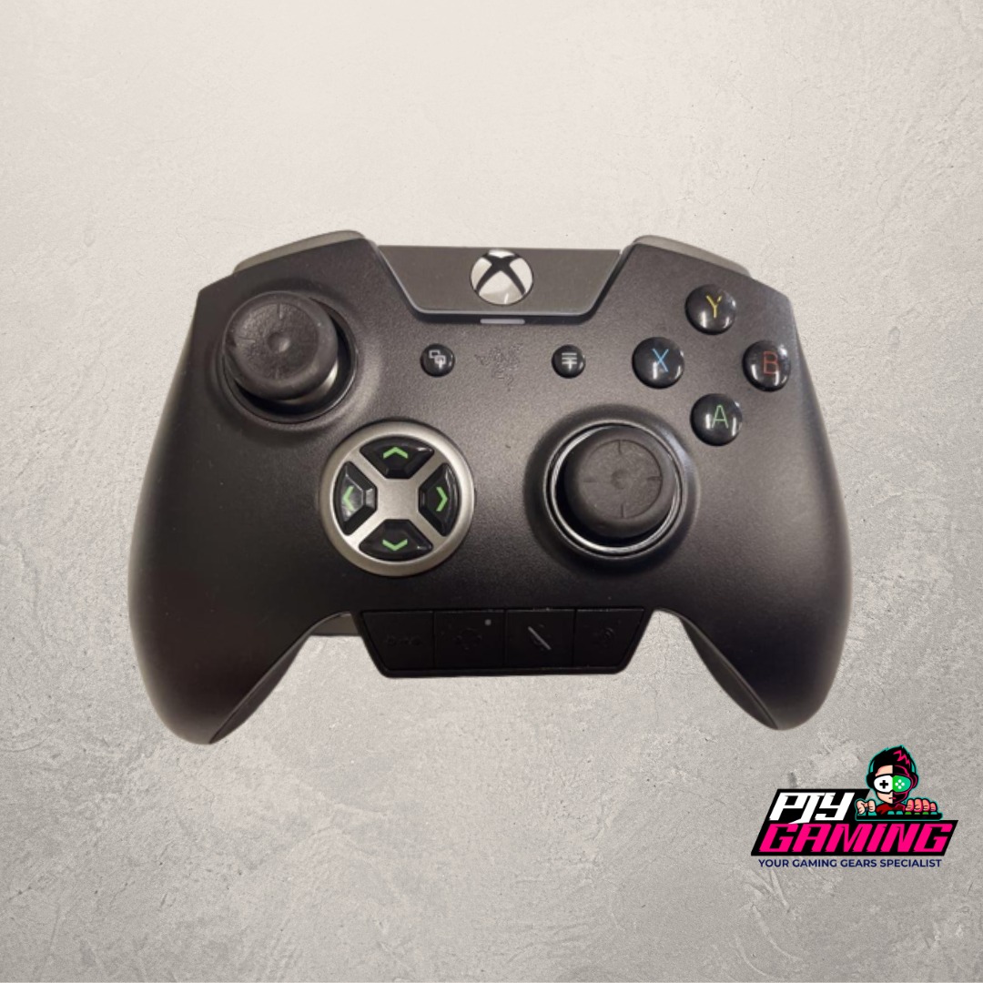 Xbox one razer wolverine deals ultimate wired gaming controller