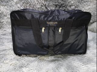 REIRIKA MATE NEW BAG Black Weekender Bag