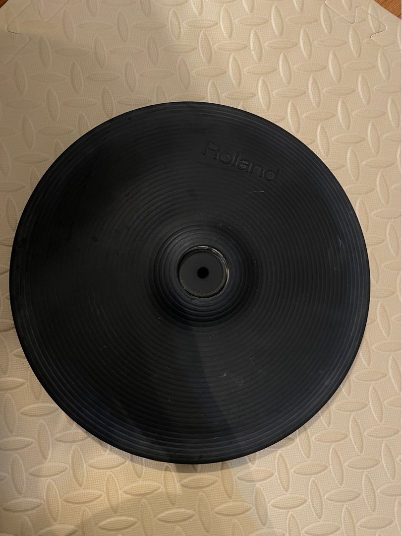 Roland Cy12c drum crash, 興趣及遊戲, 音樂、樂器 & 配件, 樂器配件 Carousell
