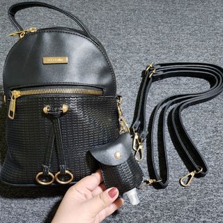 Secosana Black Backpack with alcohol bottle keychain