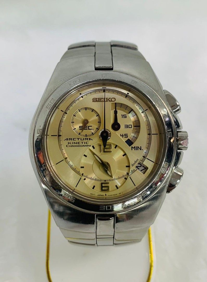 SEIKO ARCTURA KINETIC CHRONOGRAPH, Men's Fashion, Watches & Accessories,  Watches on Carousell