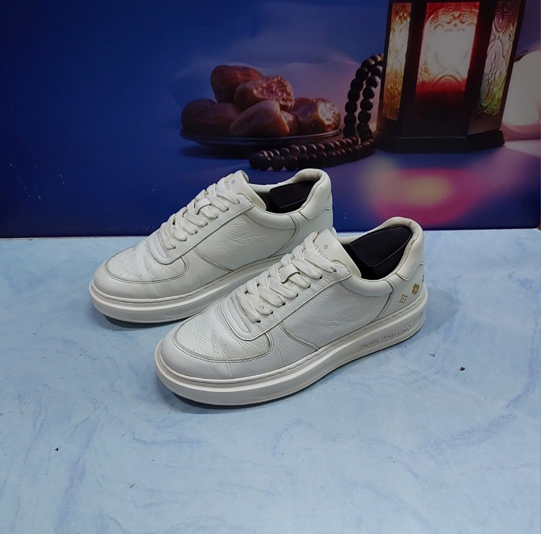 Sepatu Louis Vuitton GO 0168 Sneakers Leather Size 41.5, Fesyen Pria, Sepatu  , Sneakers di Carousell