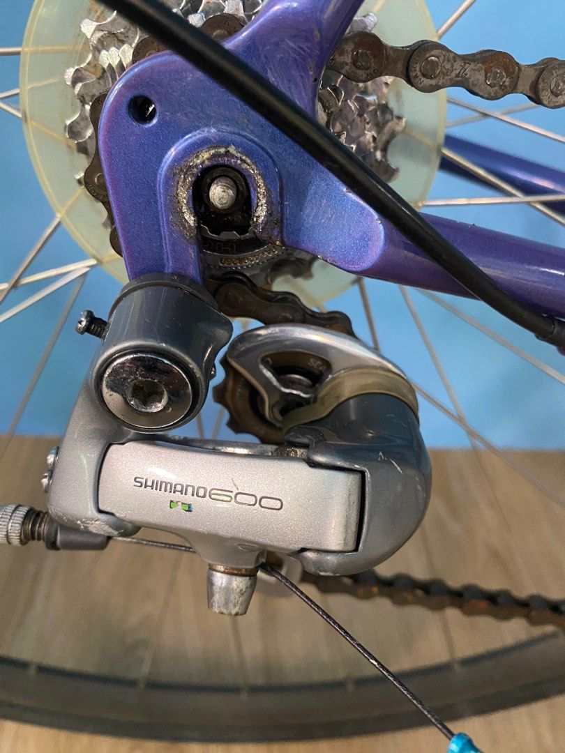 Shimano 600 top tricolor groupset