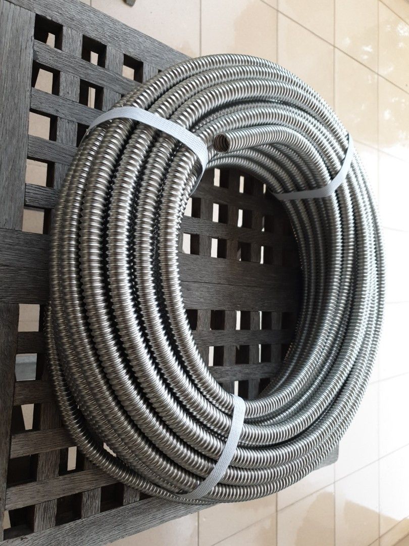 Stainless steel water hose for hot/cold water use., Furniture & Home ...