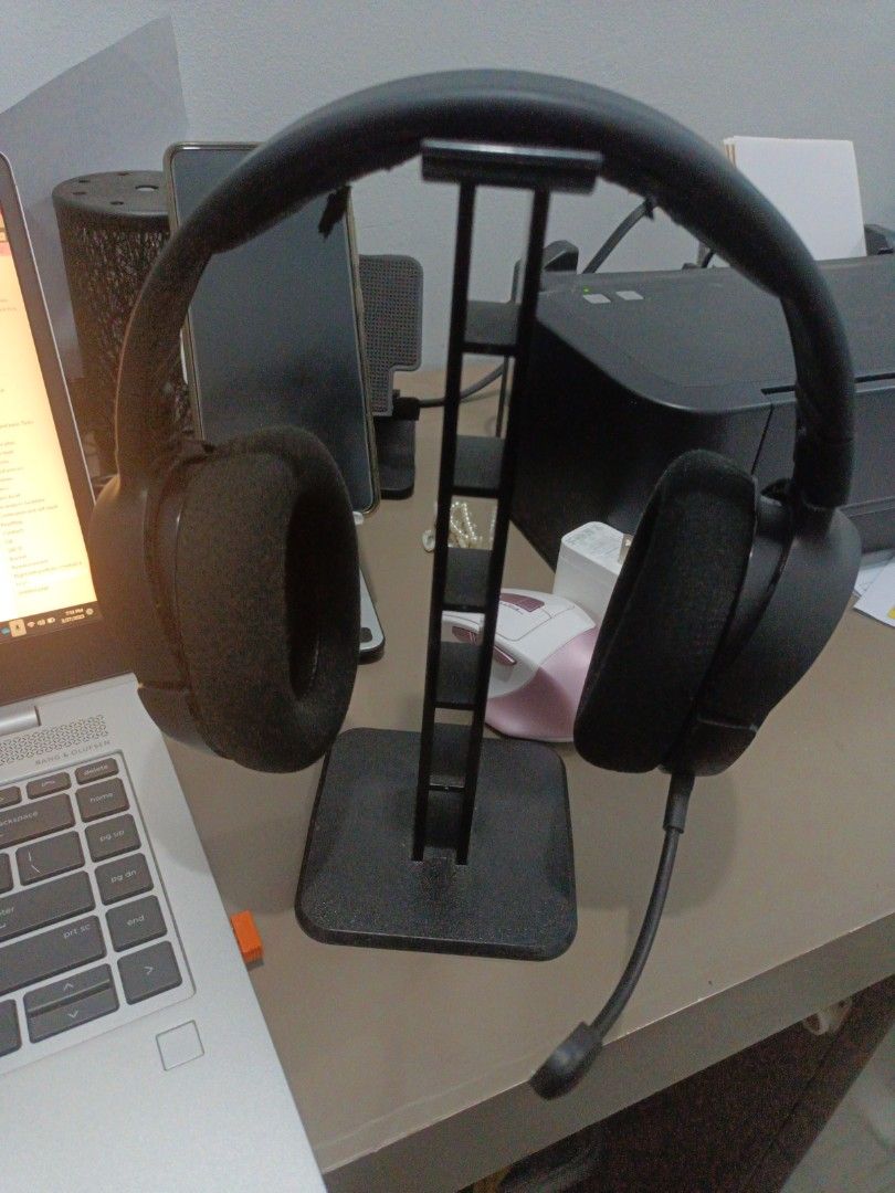 Steelseries Arctis 1 wireless gaming headset (Category: Headphones & Headsets) located in Manila. Submitted by metime4everyjuan (Listing ID 1223124474, Image 1). Description: Price: ₱3500 (negotiable) inclusion: headset, complete accessories, bonus heavy duty headset stand flaws: worn out leather ARCTIS 1 WIRELESS 4-in-1 Wireless Gaming Headset Ultra-low latency lossless wireless for PC, PlayStation, Nintendo Switch, and Android Discord-certified