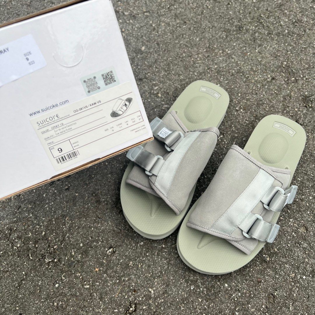 suicoke kaws