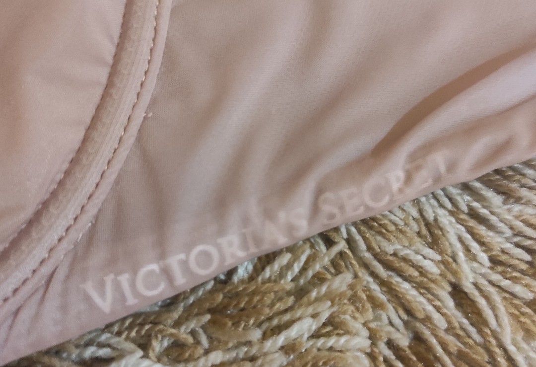 Victorias Secret Bra 36DDD/38DD, Women's Fashion, Undergarments &  Loungewear on Carousell