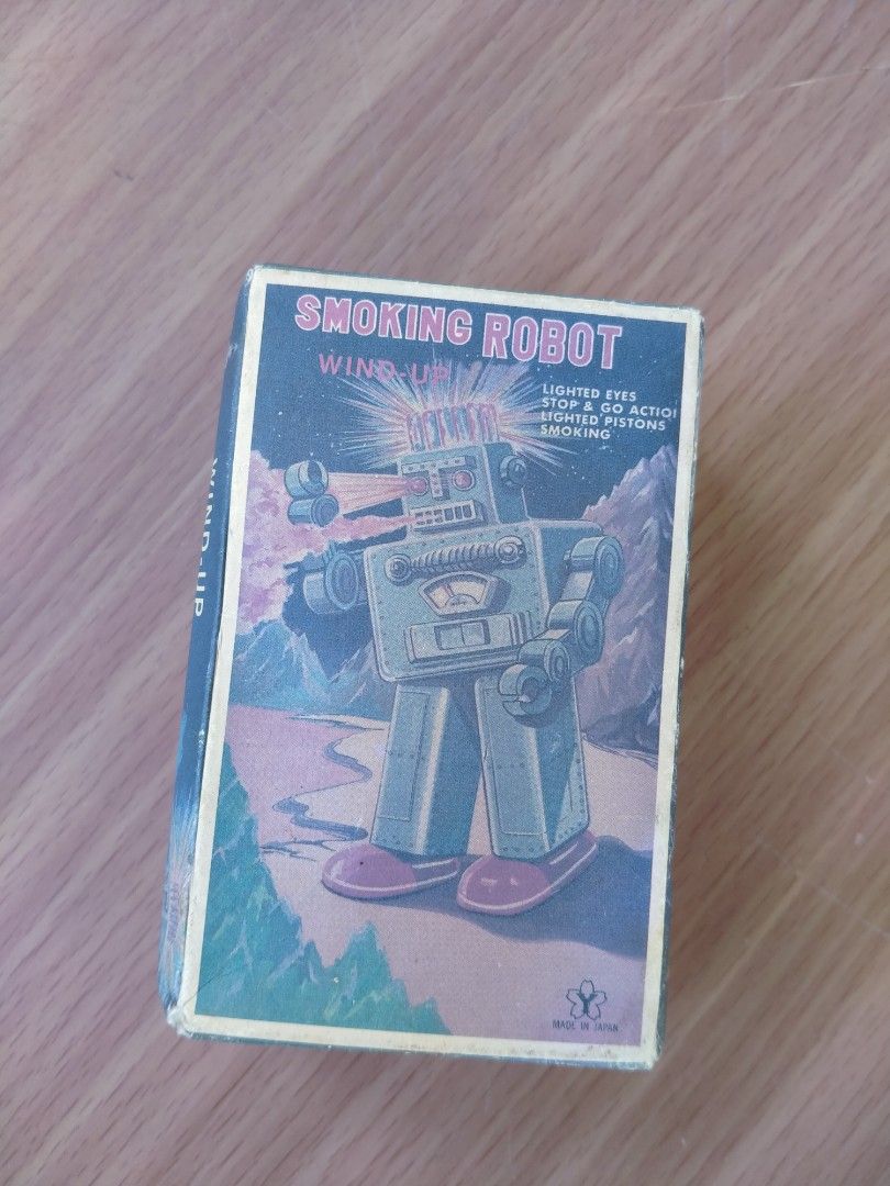 Vintage Tin Robot "Chibi-kun" (Category: Vintage Collectibles) located in Muntinlupa City. Submitted by prime_finder (Listing ID 1223072228, Image 1). Description: Vintage Tin Robot Chibi-kun 🤖 working with box made in Japan naglalakad de-susi.