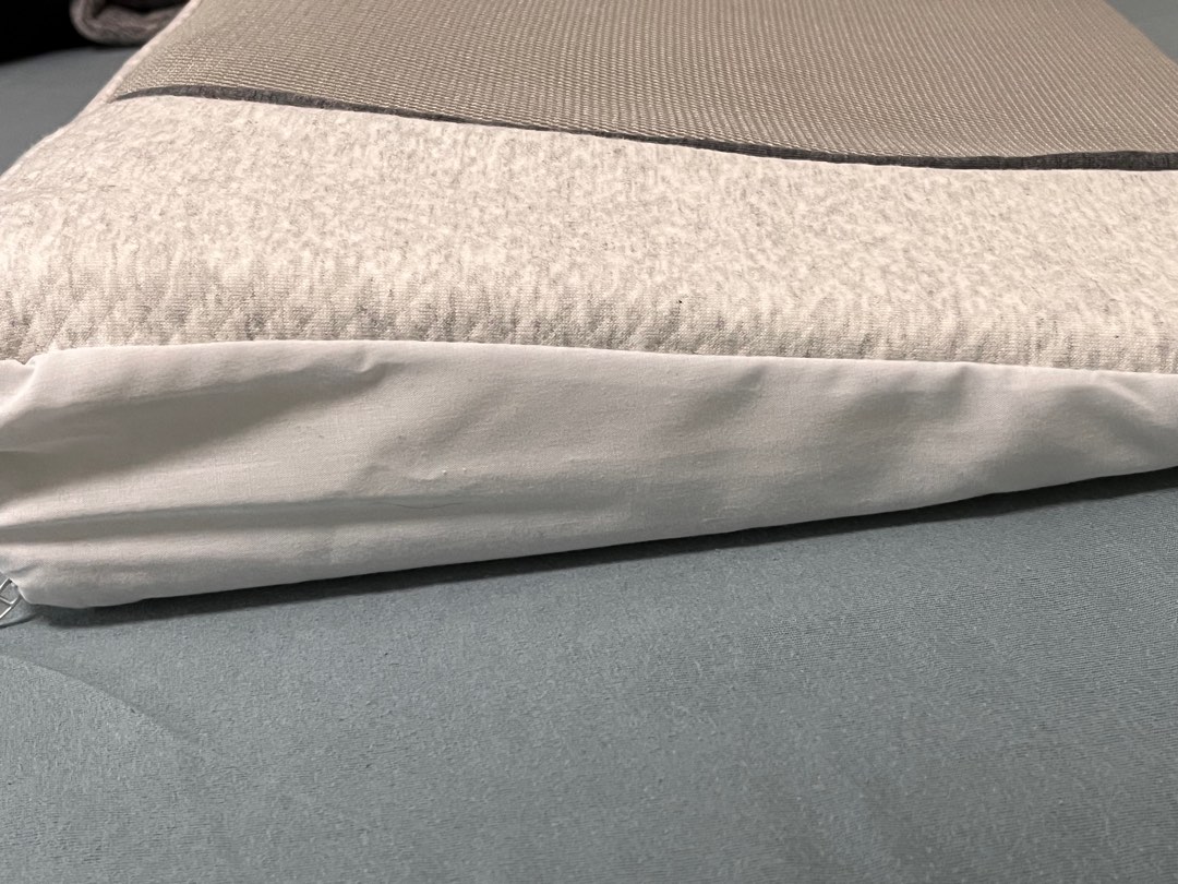 Wedge to incline baby bed, Babies & Kids, Baby Nursery & Kids Furniture