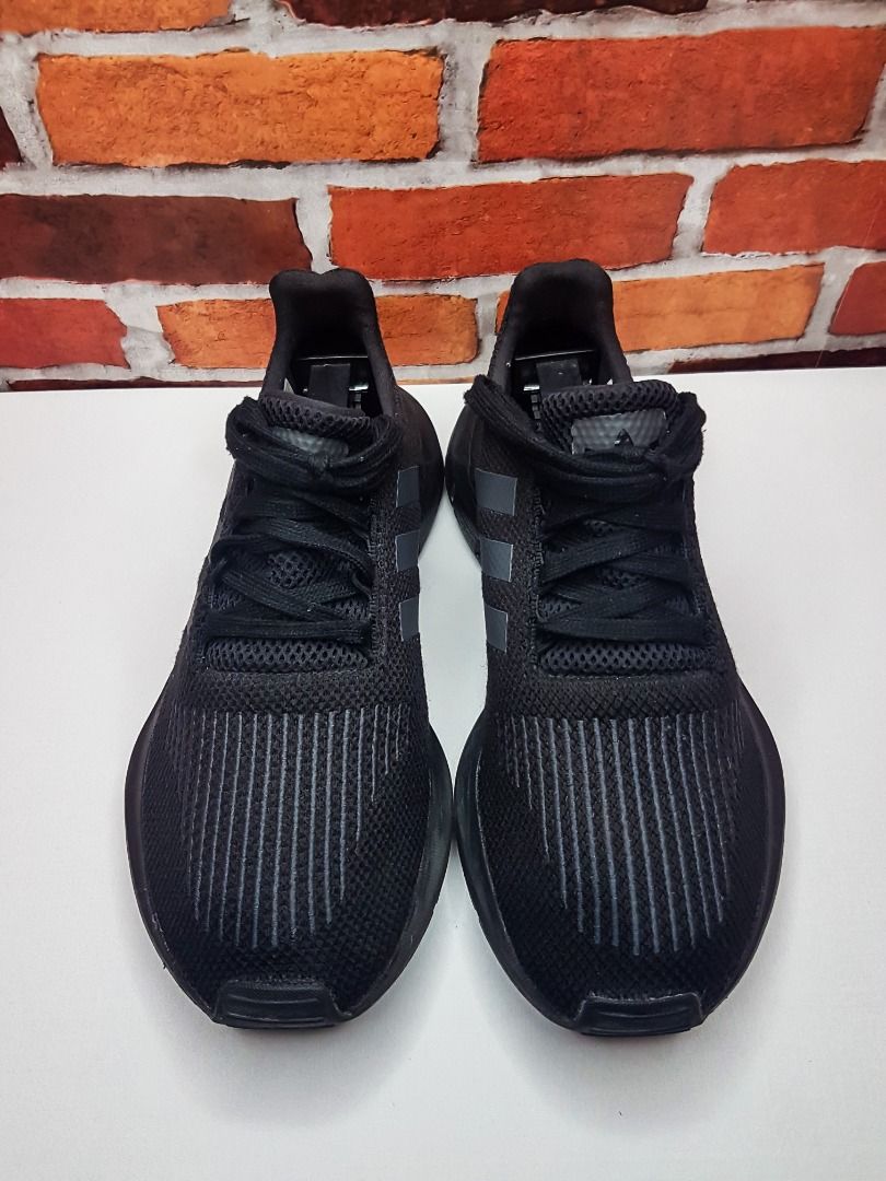 Cm7919 adidas hotsell