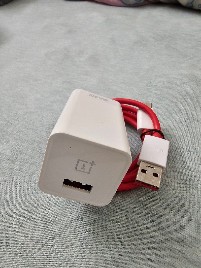 Original OnePlus Dash Charger, Mobile Phones & Gadgets, Mobile & Gadget