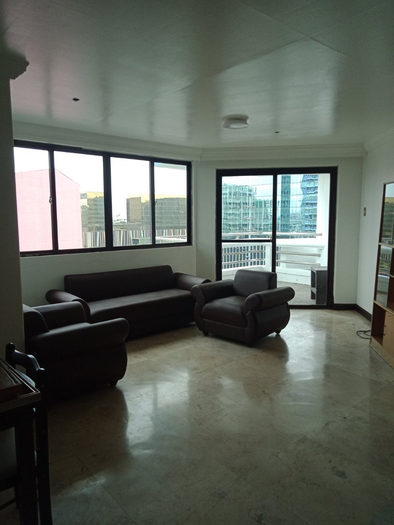 Chateau de Baie For Rent Roxas Boulevard, Property, Rentals, Apartments
