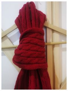 64"x8" Unisex. Fringed Knit Scarf. Red