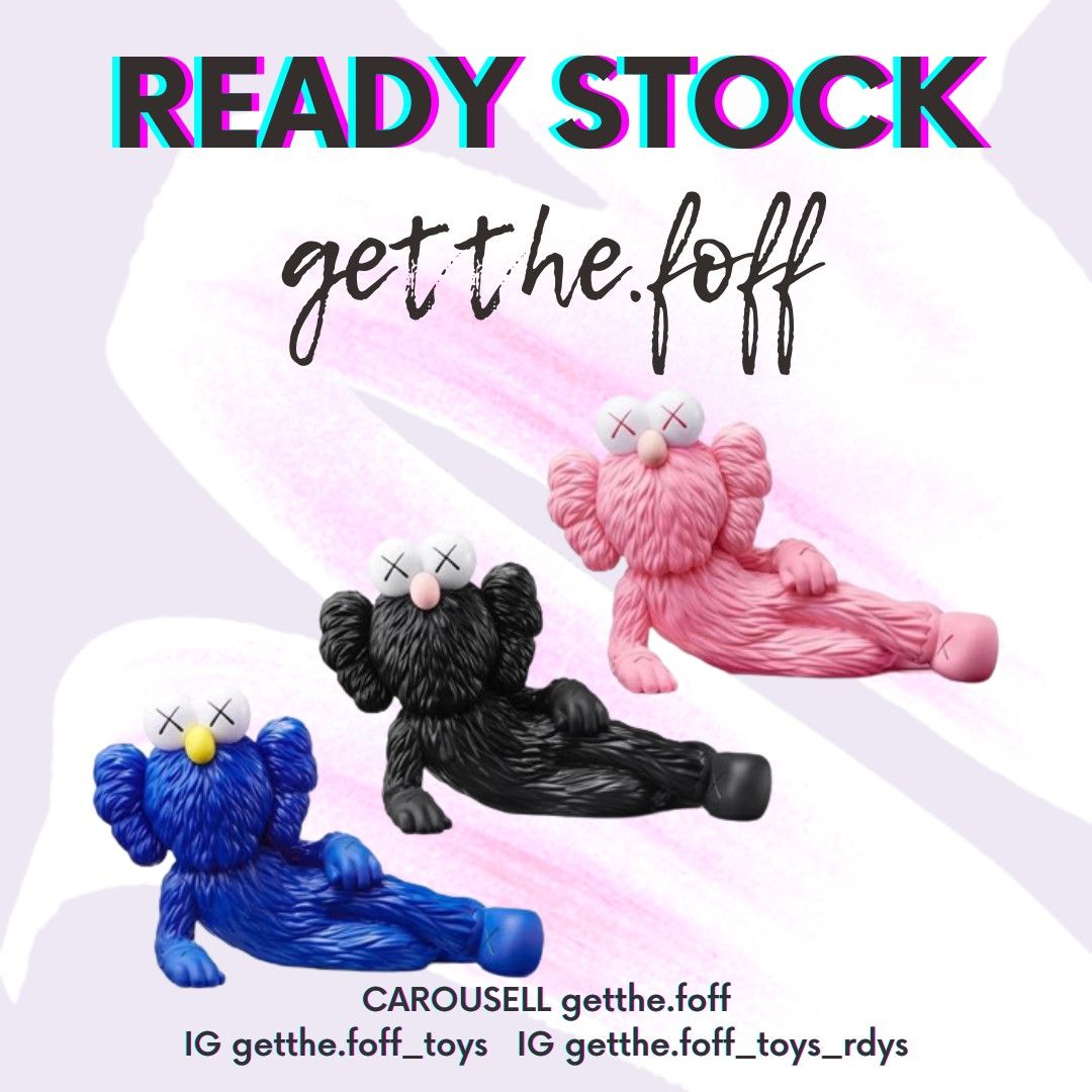MEDICOM TOY - kaws take ピンクブラック 2セット4体 KAWS, Medicom Toy Take Pink Available For Immediate Sale At