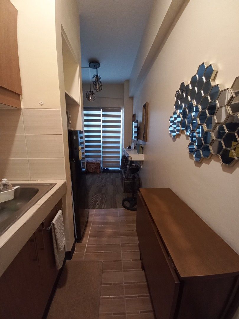 Apartment in Quezon City (Category: Apartments & Condos) located in Mandaluyong City. Submitted by forzabiz.solutions (Listing ID 1223270101, Image 3). Description: Vivaldi Residence Cubao, Quezon City Studio Unit Php2,000 per day MONDAY TO THURSDAY Php2,500 per day FRIDAY TO SUNDAY.