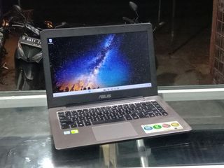 Asus A456U Core i5-7200U 4GB 1TB GeForce 930MX 2GB Like New WA 0813-3300-0736