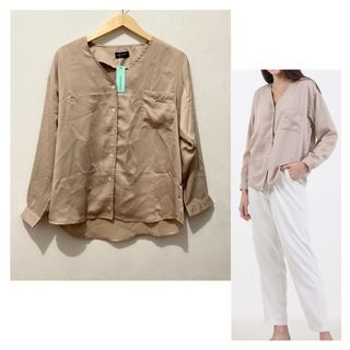 Atasan V-Neck Blouse Cream Berrybenka