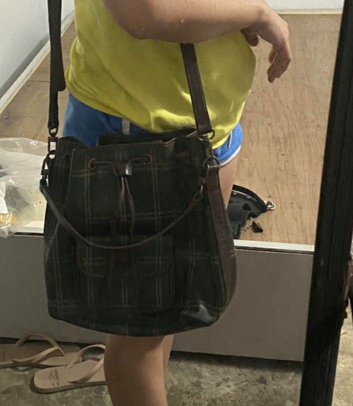 Bean Pole bucket bag (Category: Luxury Bags & Wallets) located in Manila. Submitted by mamshies_choice (Listing ID 1223272487, Image 2). Description: -with monogram -minimal signs of use -payment first thru cash-g..