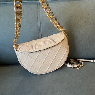 Authentic crescent 🌙 Tory Burch women sling Fleming bag