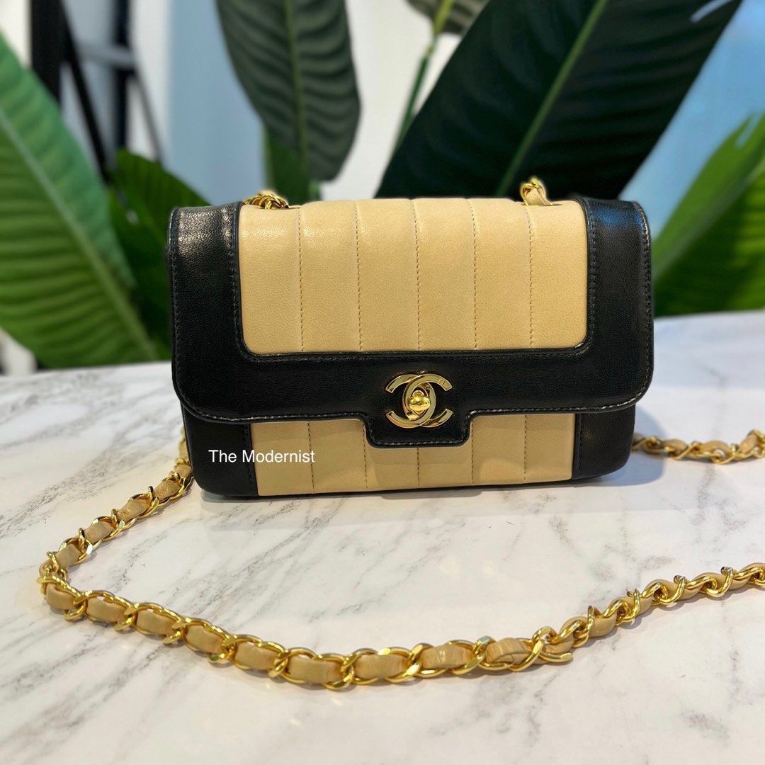 AUTHENTIC CHANEL Diana Small Flap Bag 24k Gold Hardware 💙 FULL BOX SET