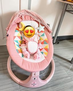 Baby authomatic rocking chair