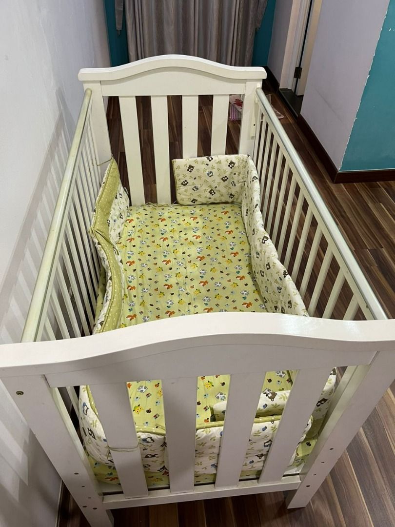 Sell hot sale baby crib