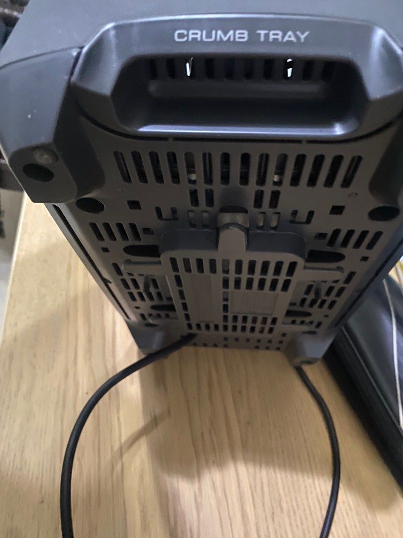 Breville BTA435 the Bit More Plus 2 Slice Toaster, TV & Home