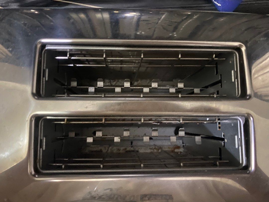 Breville BTA435 the Bit More Plus 2 Slice Toaster, TV & Home