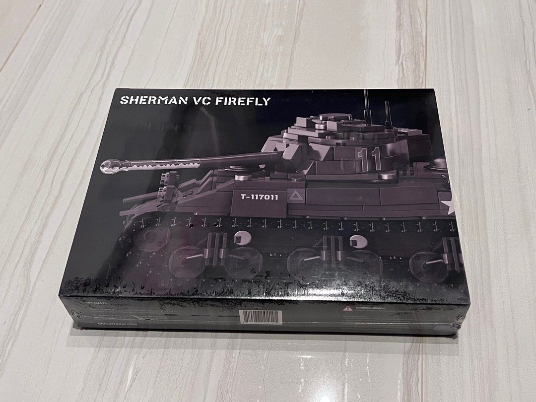Brickmania 2327 Sherman Vc Firefly