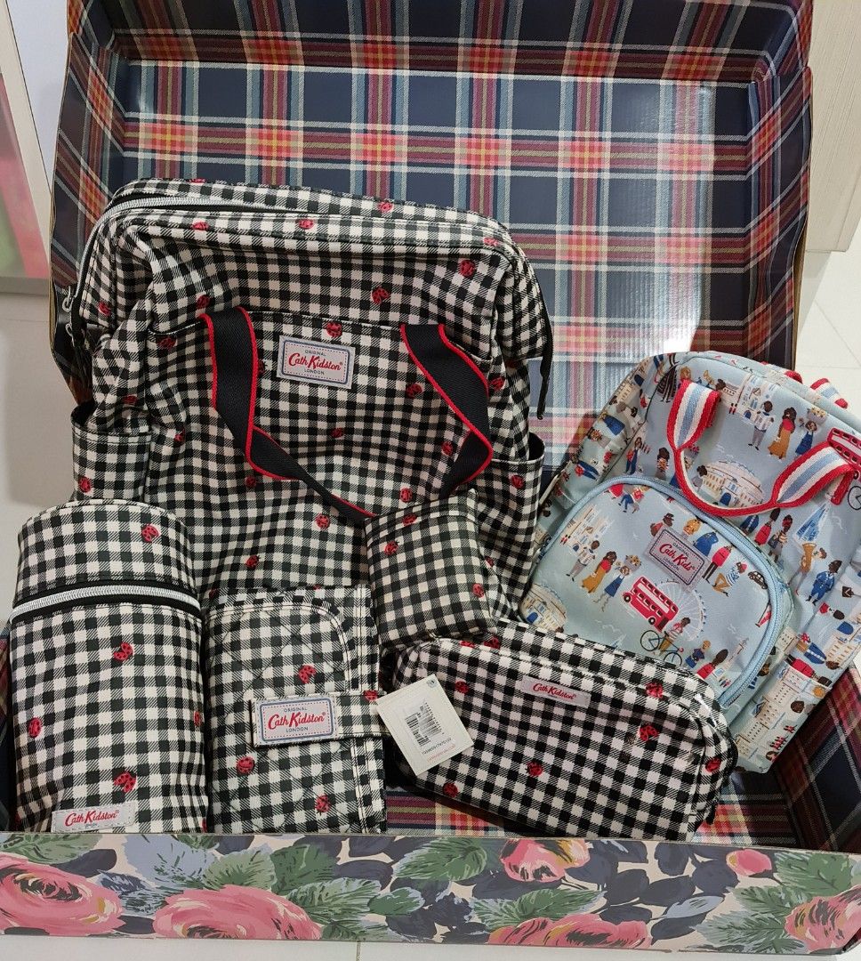 Clearance Sale Bags and accessories Women s Fashion Bags