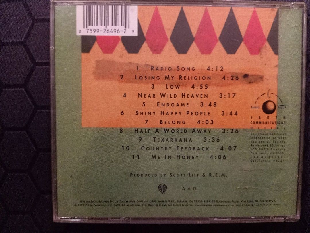 CD R.E.M OUT OF TIME, Hobbies & Toys, Music & Media, CDs & DVDs on