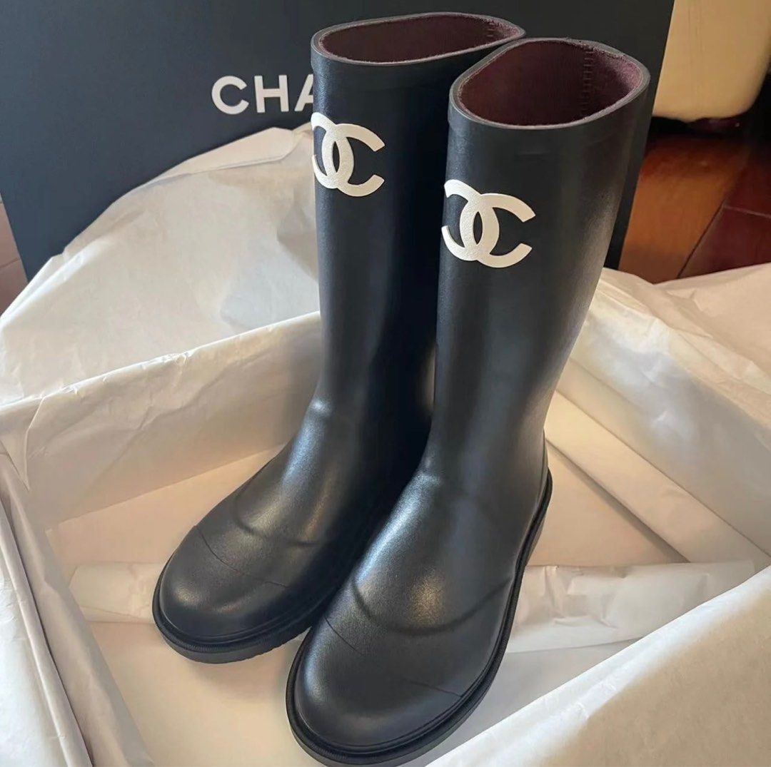 🔥Chanel Rain Boots 水靴/水鞋黑色經典雨靴37 size, 女裝, 鞋, 靴